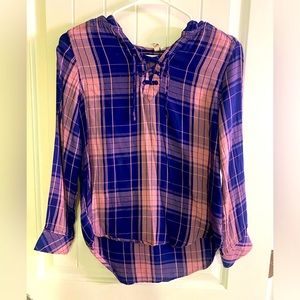 SO young girls/pre-teen light purple plaid flannel with hood size 10/12